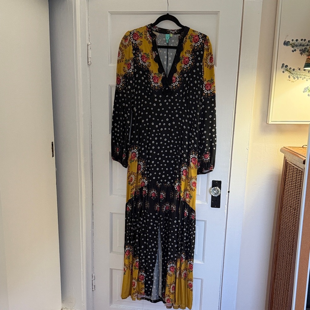 FARM Rio Black and Yellow Floral Long Sleeve Dress